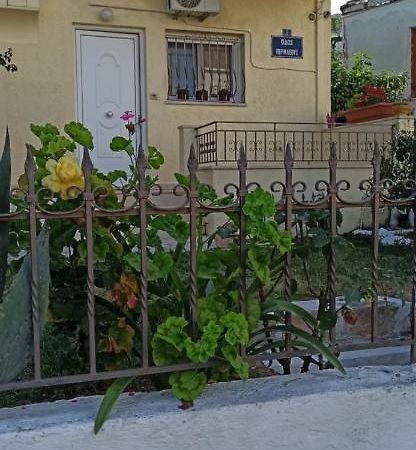 Marianthi'S Apartment プラタリア エクステリア 写真